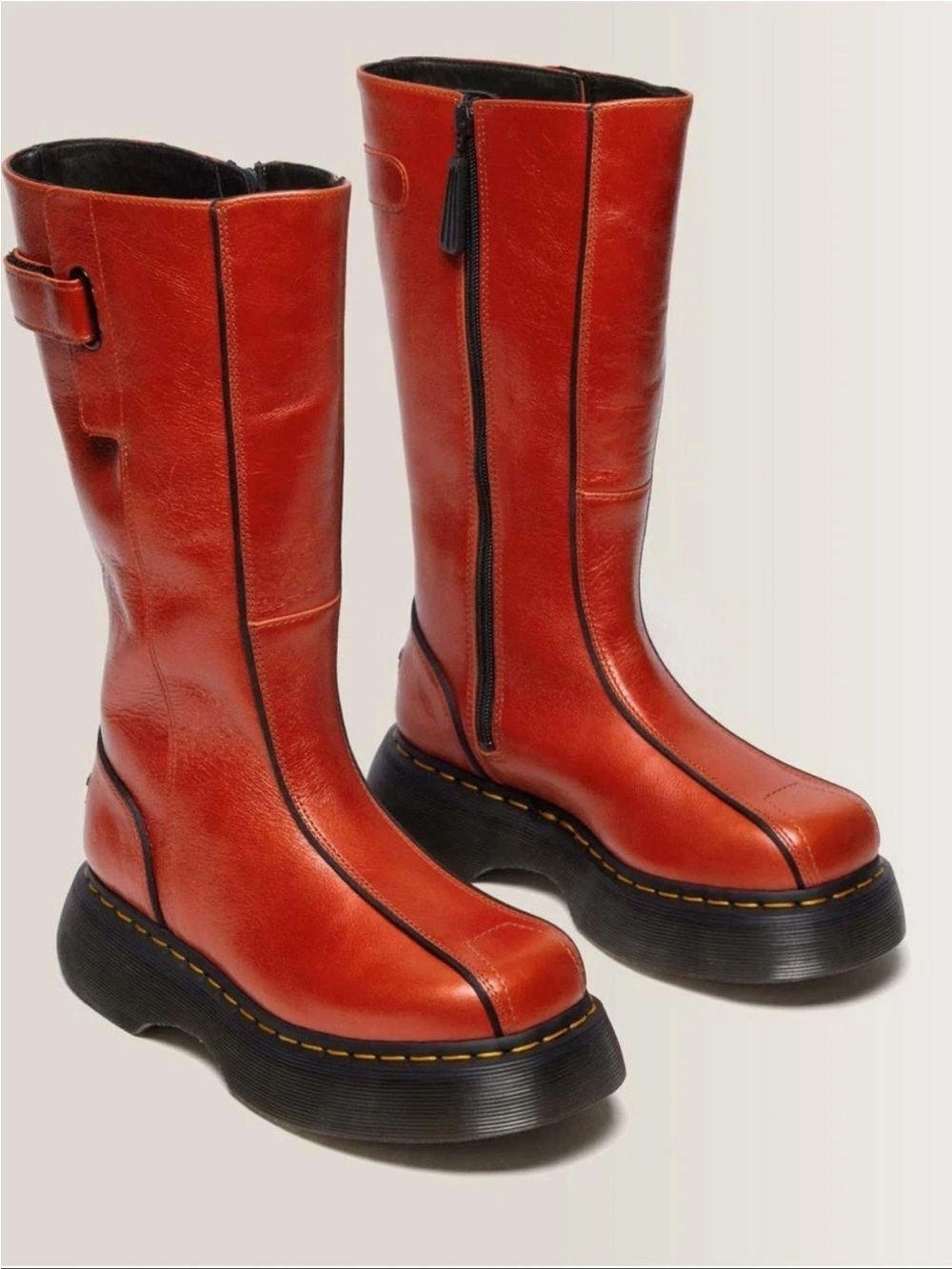 DR Martens Buzz Hi Women's Boots Orange
